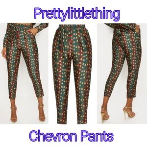 Prettylittlething Chevron pants nwt